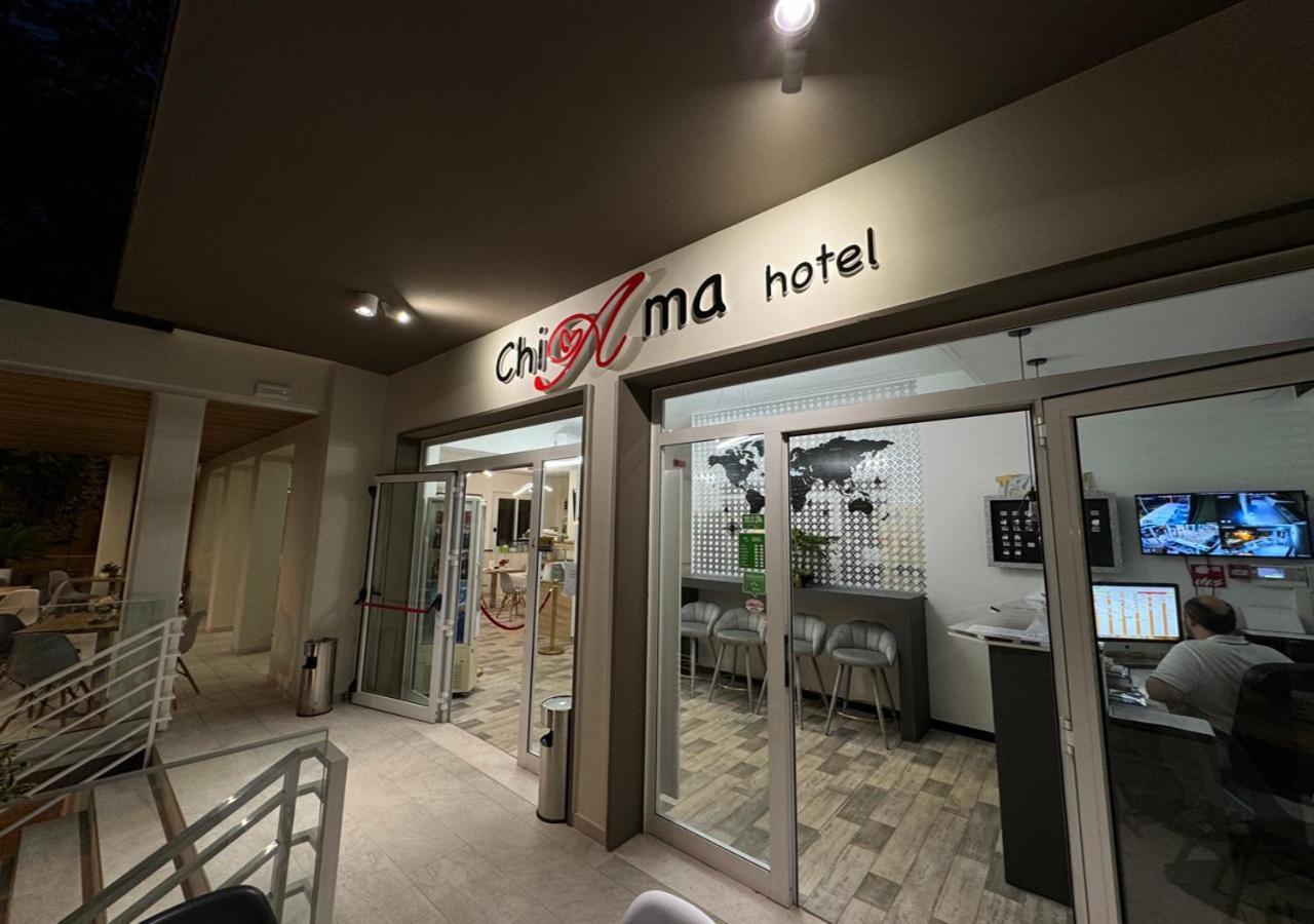 Chiama Hotel Римини Екстериор снимка